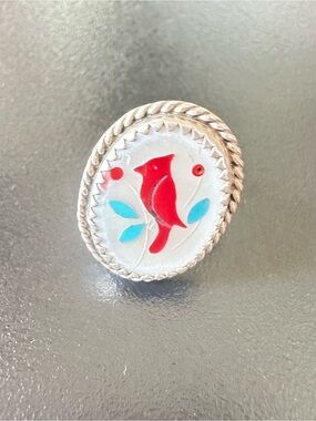 Vintage Zuni 925 sterling silver Cardinal Bird Mother of pearl Size 5 Ring